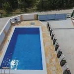 Golub Διαμέρισμα Kaštel Stari