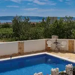 Golub * Kaštel Stari