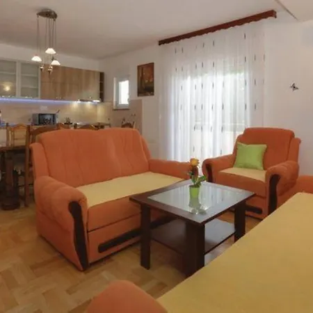 Golub Apartmán Kaštel Stari