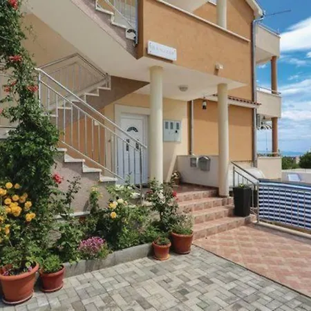 Golub Apartmán Kaštel Stari
