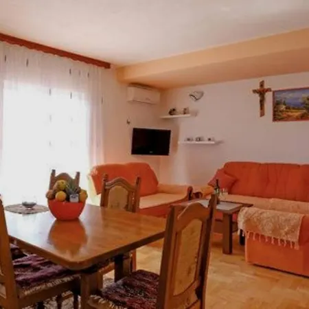 Golub Apartmán Kaštel Stari