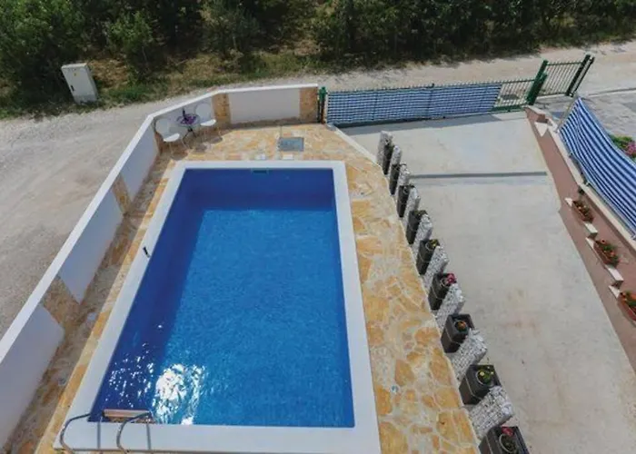 Golub Apartamento Kaštel Stari