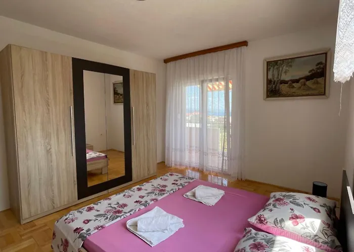 Golub Kaštel Stari