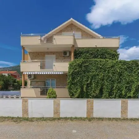 Apartment Golub