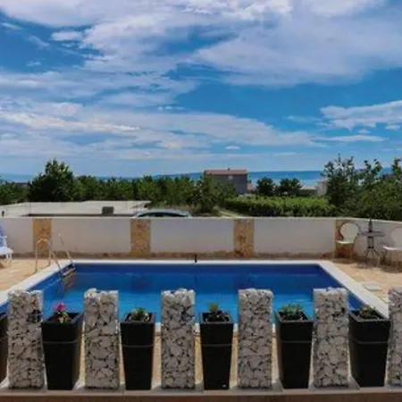 Apartment Golub Kaštel Stari