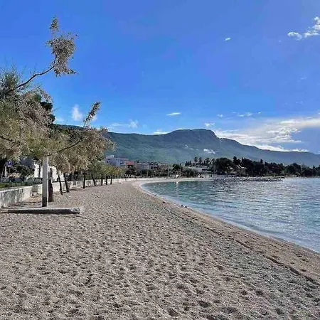 Golub Kastel Stari