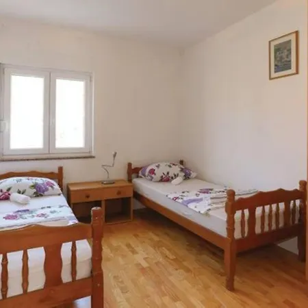 Golub Apartment *
